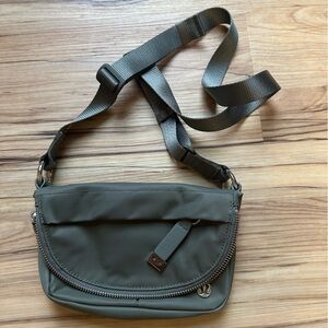 Lululemon All Night Festival 1.5L